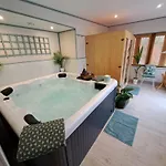 Bed & Breakfast Le Logis De Pitry 4*