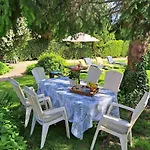 Le Logis De Pitry Bed & Breakfast