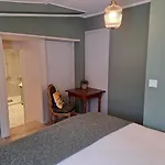 Le Logis De Pitry Bed & Breakfast Thierville