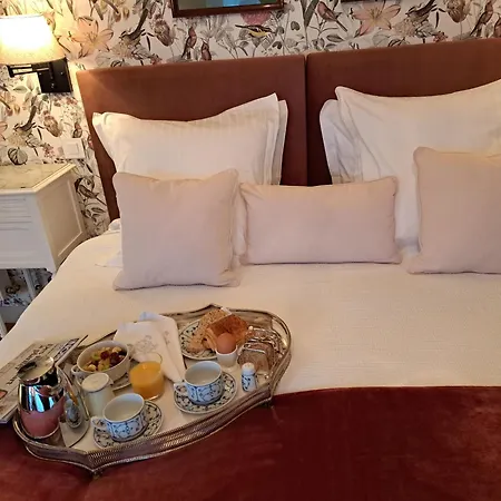 Le Logis De Pitry Bed & Breakfast