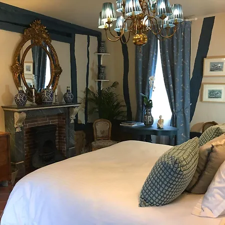 Le Logis De Pitry Bed & Breakfast