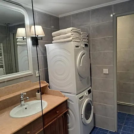 Le Logis De Pitry Bed & Breakfast