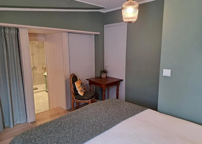 Le Logis De Pitry Bed & Breakfast Thierville